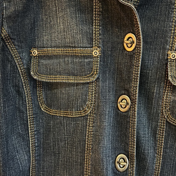 EUC Chico’s Toggle 4 Pocket Denim Jacket - Picture 3 of 8